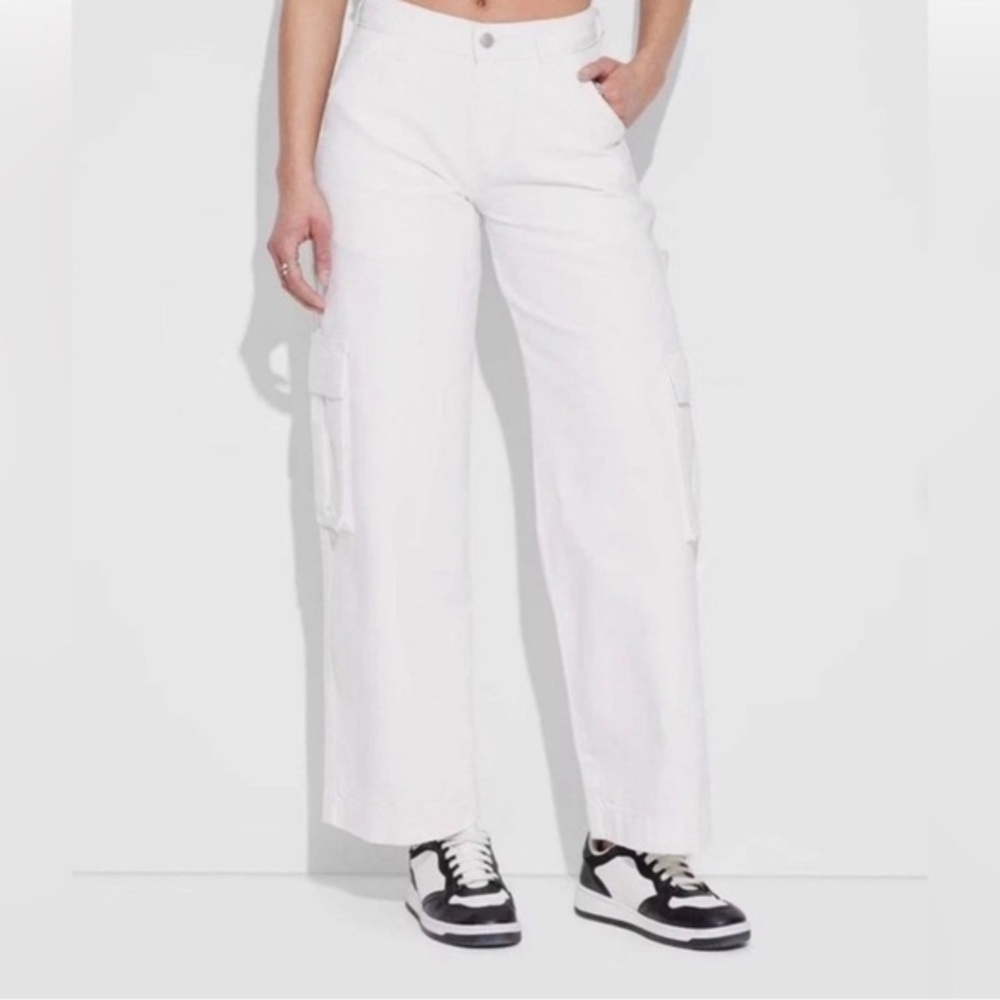 NWT - Wild‎ Fable - Mid Rise Cargo Jeans
